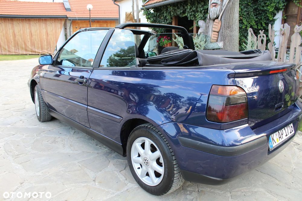 Volkswagen Golf 1.6 - 13