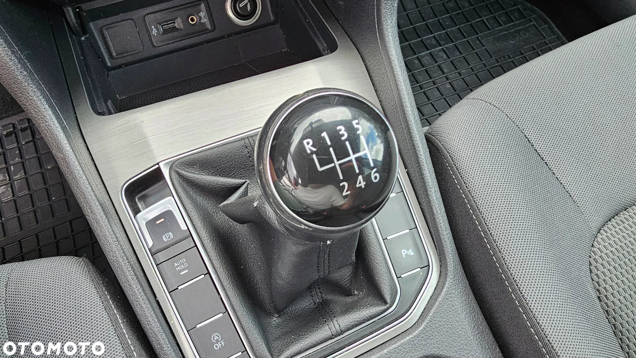 Volkswagen Golf Sportsvan VII SV 1.4 TSI BMT Comfortline - 27