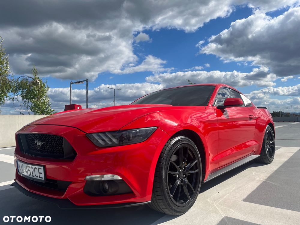 Ford Mustang - 1
