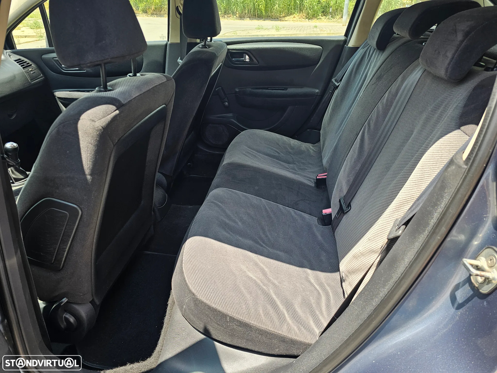 Citroën C4 1.6 HDi SX - 8