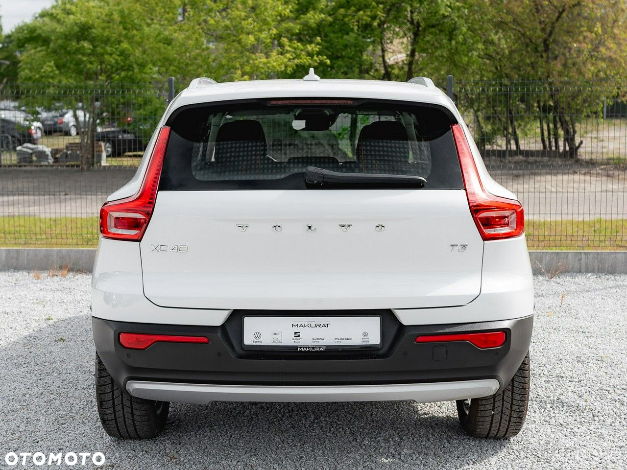 Volvo XC 40 T3 Momentum Pro - 11