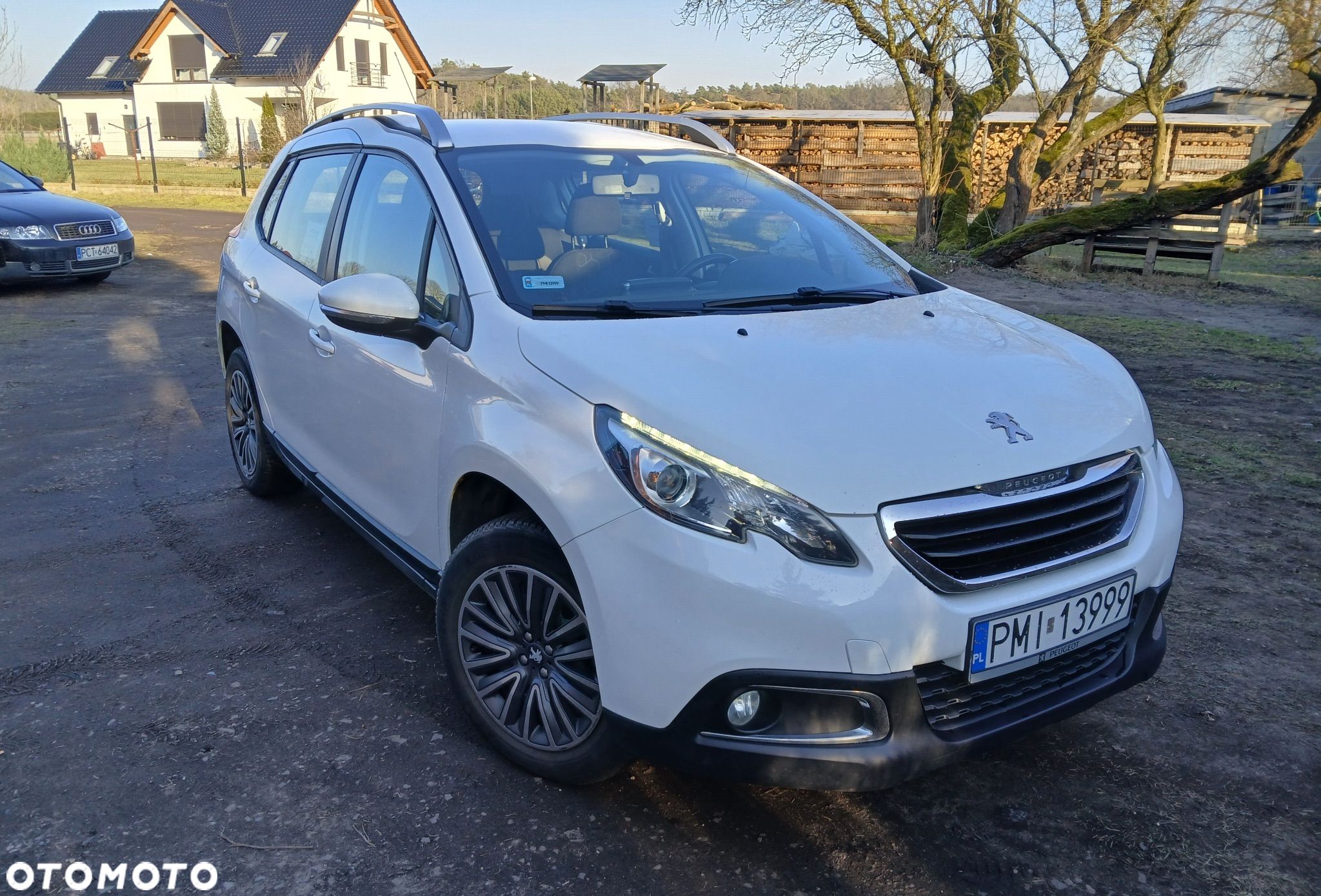 Peugeot 2008 1.6 e-HDi Style S&S - 1