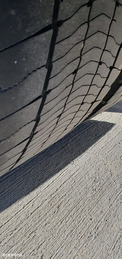 Renault T HIGH 4X2 13L E6 - 16