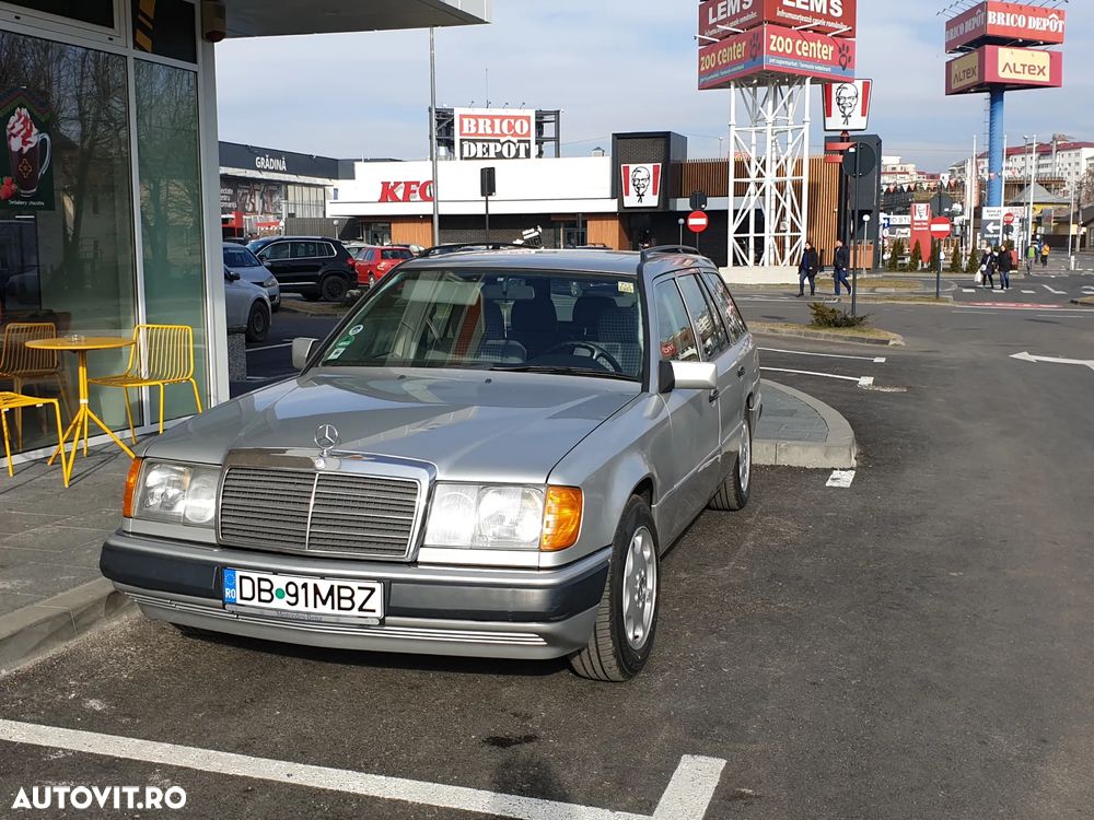 Mercedes-Benz W124 - 1