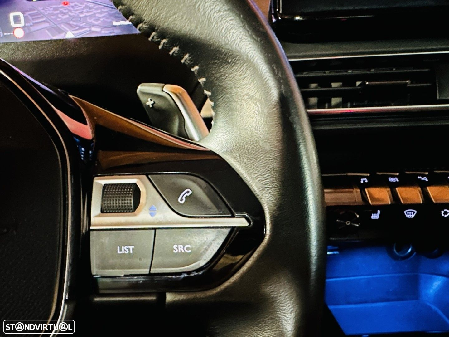 Peugeot 5008 1.2 PureTech Allure EAT8 - 20