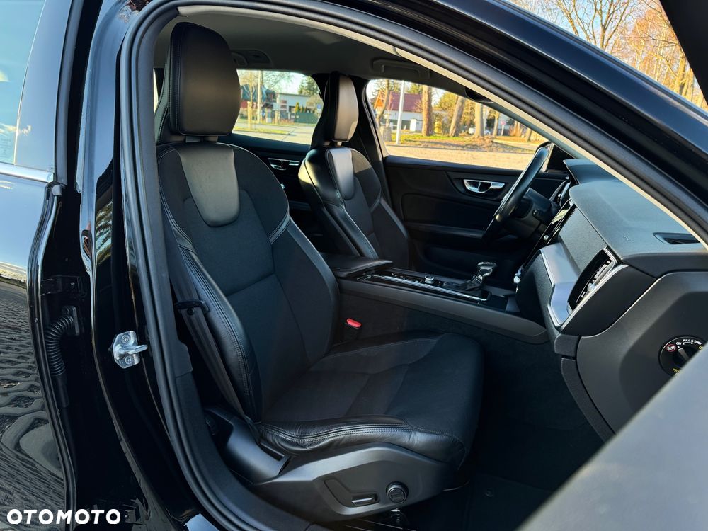 Volvo V60 D4 Geartronic Momentum Pro - 12