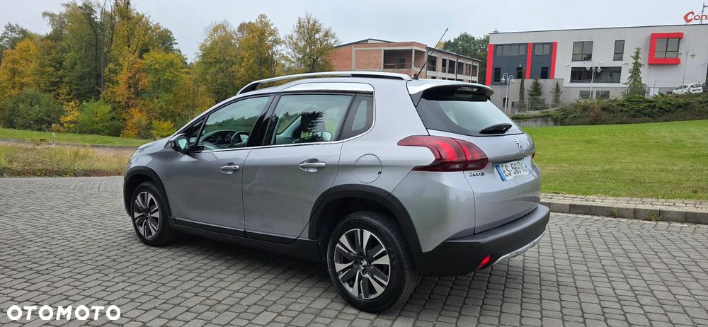 Peugeot 2008 2017 photo 4