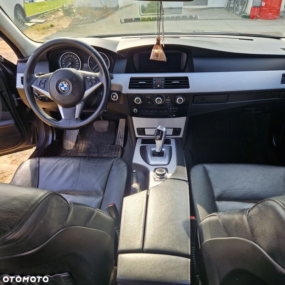 BMW Seria 5 520d - 6