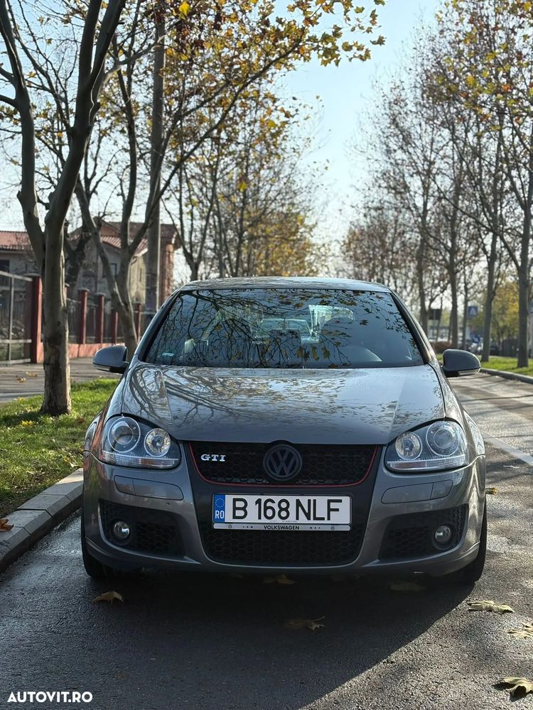 Volkswagen Golf 2.0 FSI GTI - 7