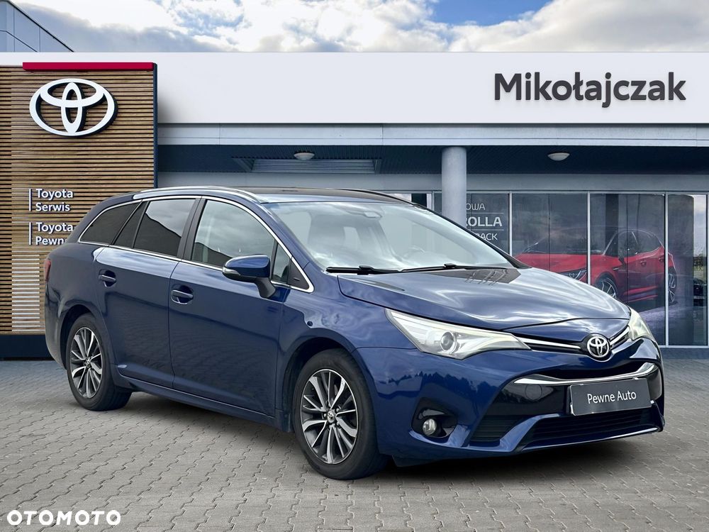 Toyota Avensis 2.0 D-4D Premium - 5