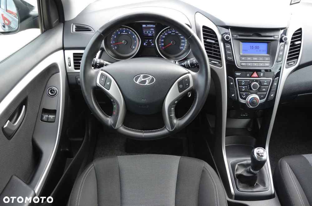 Hyundai i30 1.6 Trend - 34