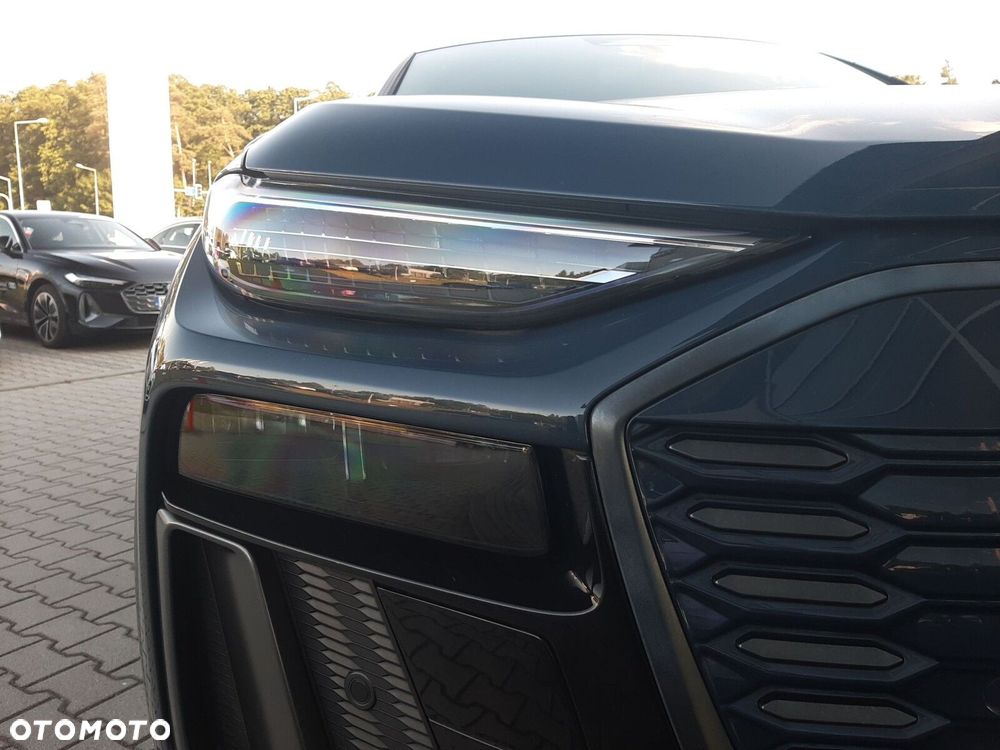 Audi Q6 e-tron - 10