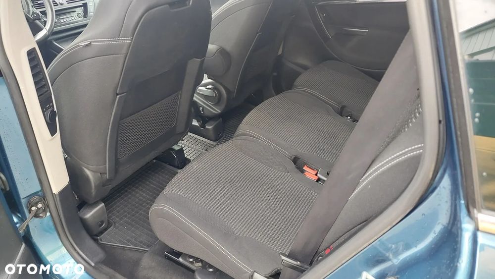 Citroën C4 Picasso - 13