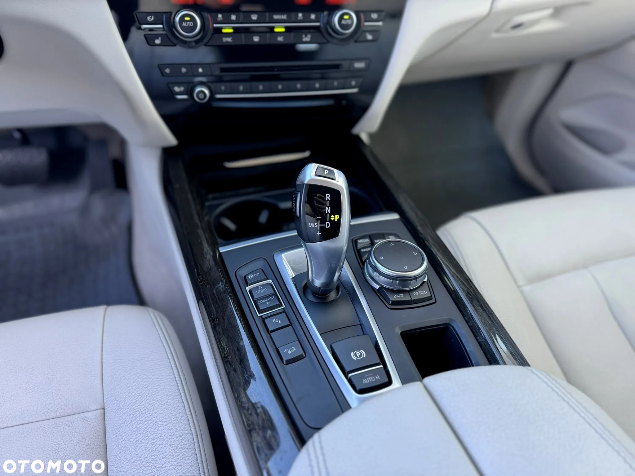 BMW X5 xDrive25d - 13
