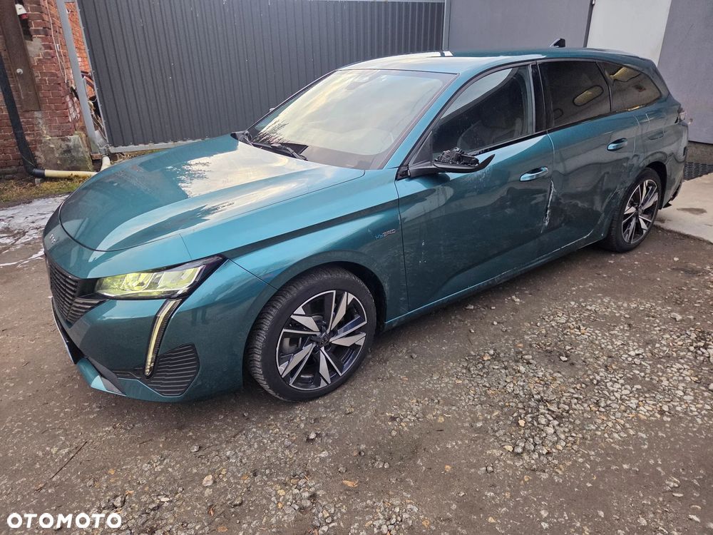 Peugeot 308 1.6 Hybrid PHEV Allure Pack EAT8 - 4