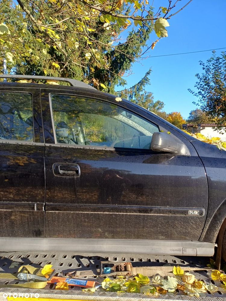 Z20R drzwi prawe przednie zdrowe Opel astra II części 2001r - 1