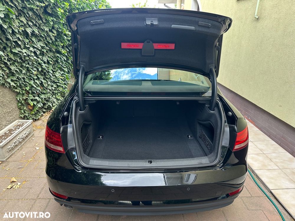 Audi A4 Limuzina 2.0 TDI S tronic - 12