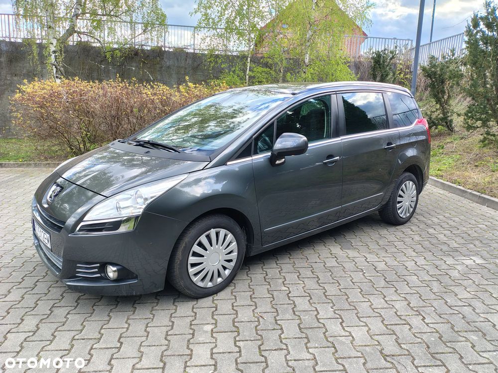 Peugeot 5008 - 1