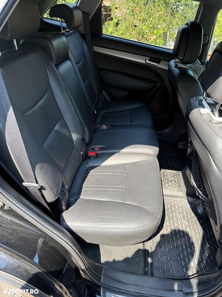 Kia Sorento 2.2 DSL 4x4 Aut. Classic - 9