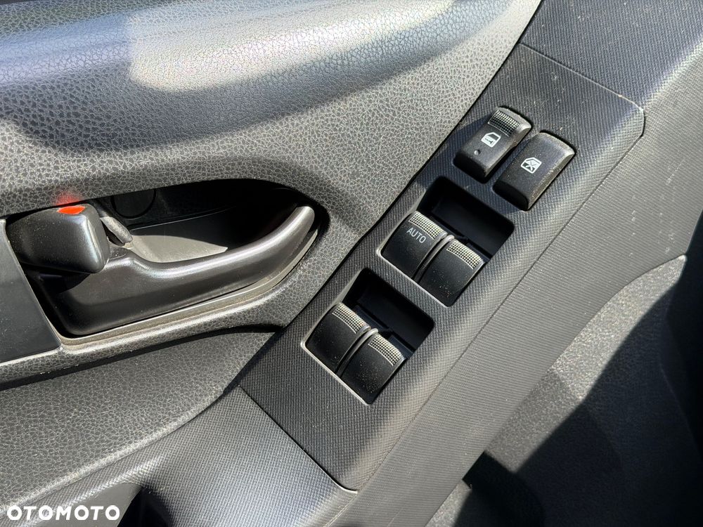 Isuzu D-Max 2.5 DC L - 16