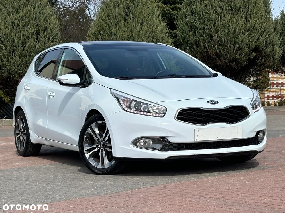 Kia Ceed 1.6 GDI DCT Platinum Edition - 6