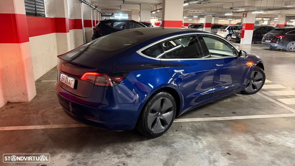 Tesla Model 3 Standard Range Plus RWD - 32