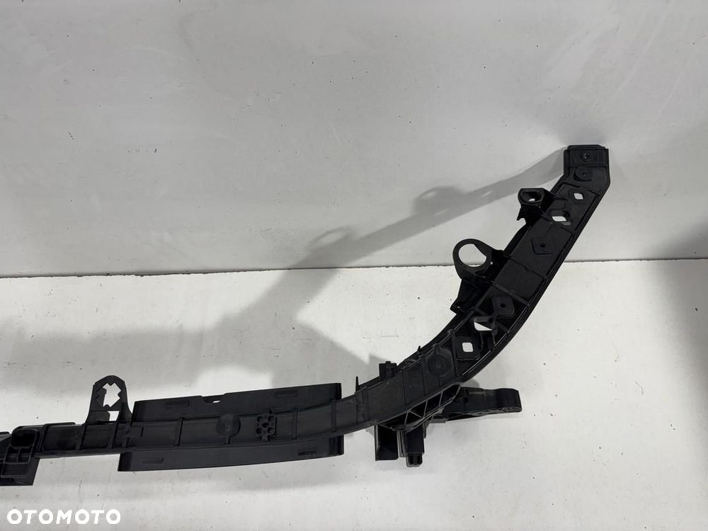 Pas przód belka  Mercedes glb 247 A2476203301 - 3