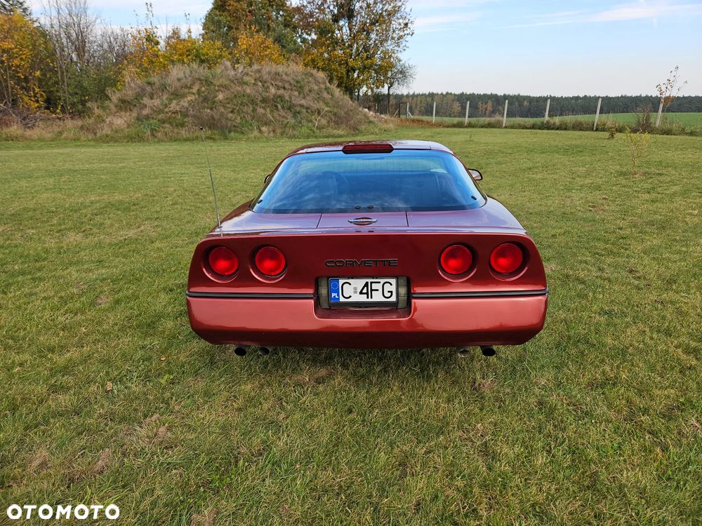 Chevrolet Corvette - 6