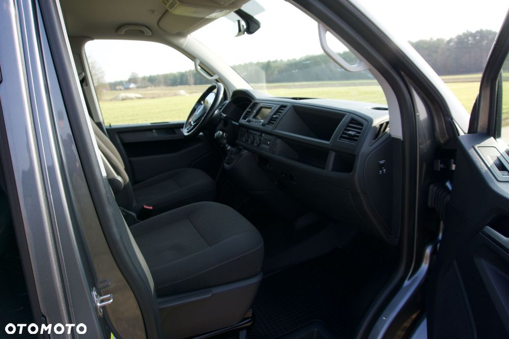 Volkswagen Caravelle 2.0 TDI L2 Highline - 24