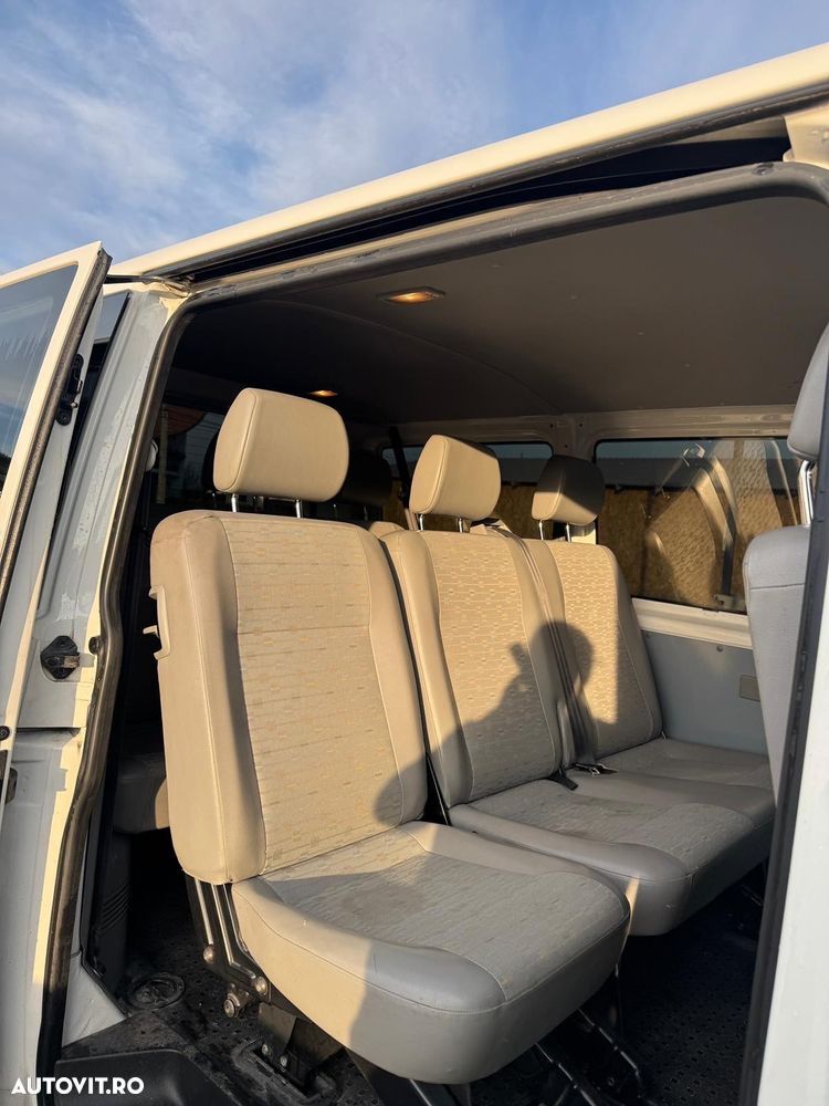 Volkswagen Transporter - 10
