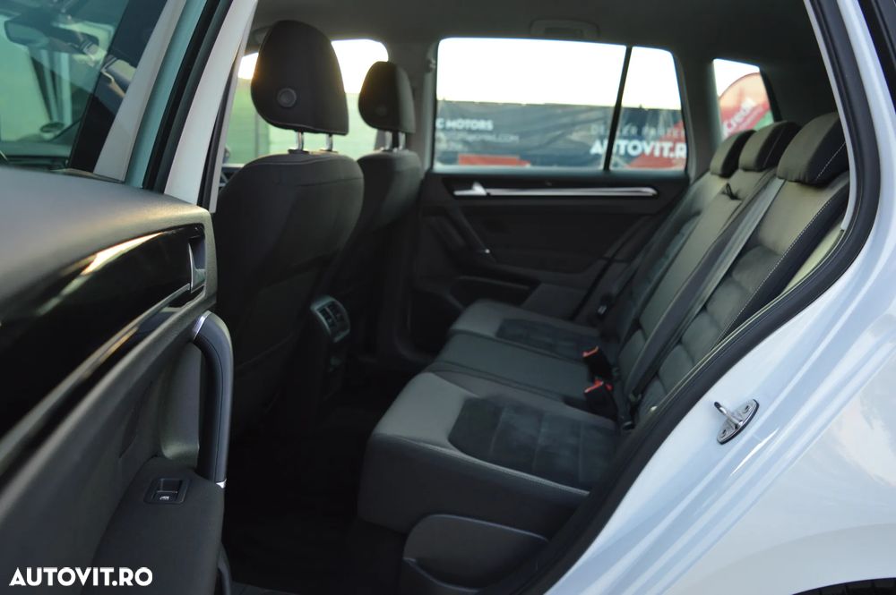 Volkswagen Golf Sportsvan 1.4 TSI (BlueMotion Technology) DSG Highline - 31