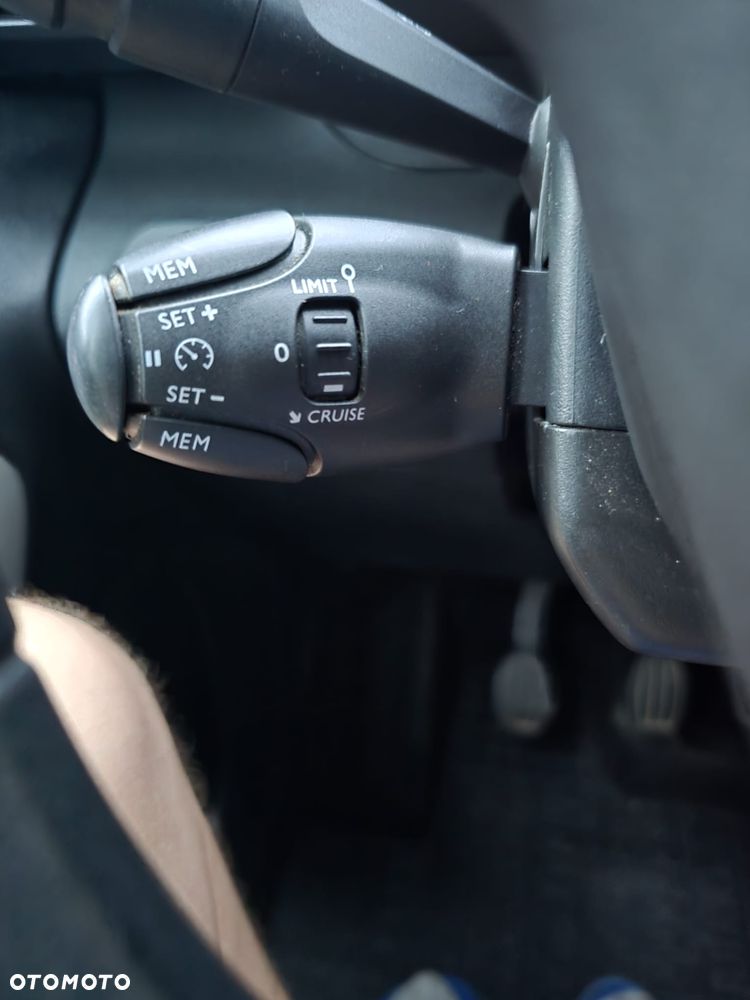 Peugeot Rifter 1.5 BlueHDI Active - 10
