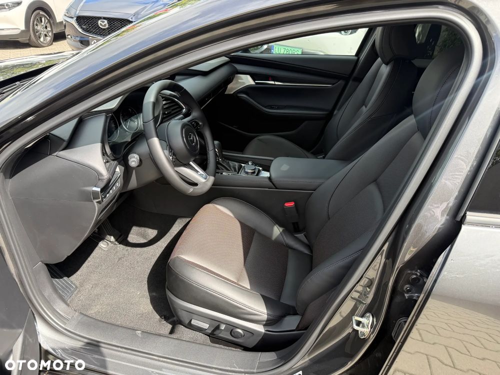 Mazda 3 2.0 mHEV Takumi - 10