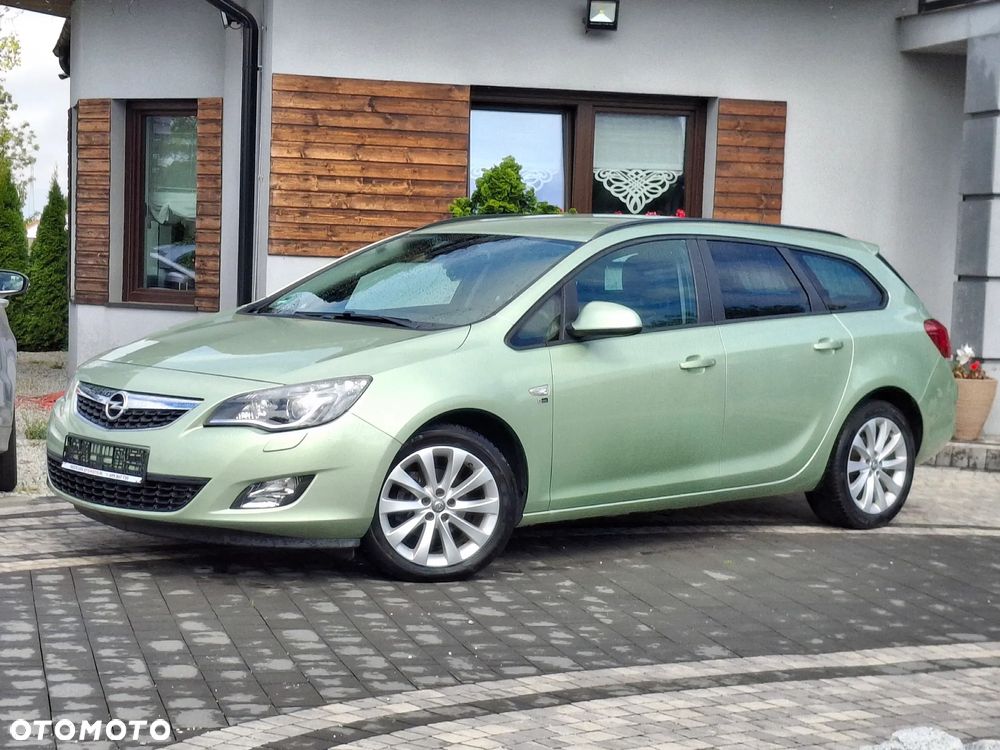 Opel Astra 1.4 Turbo Sports Tourer 150 Jahre - 9
