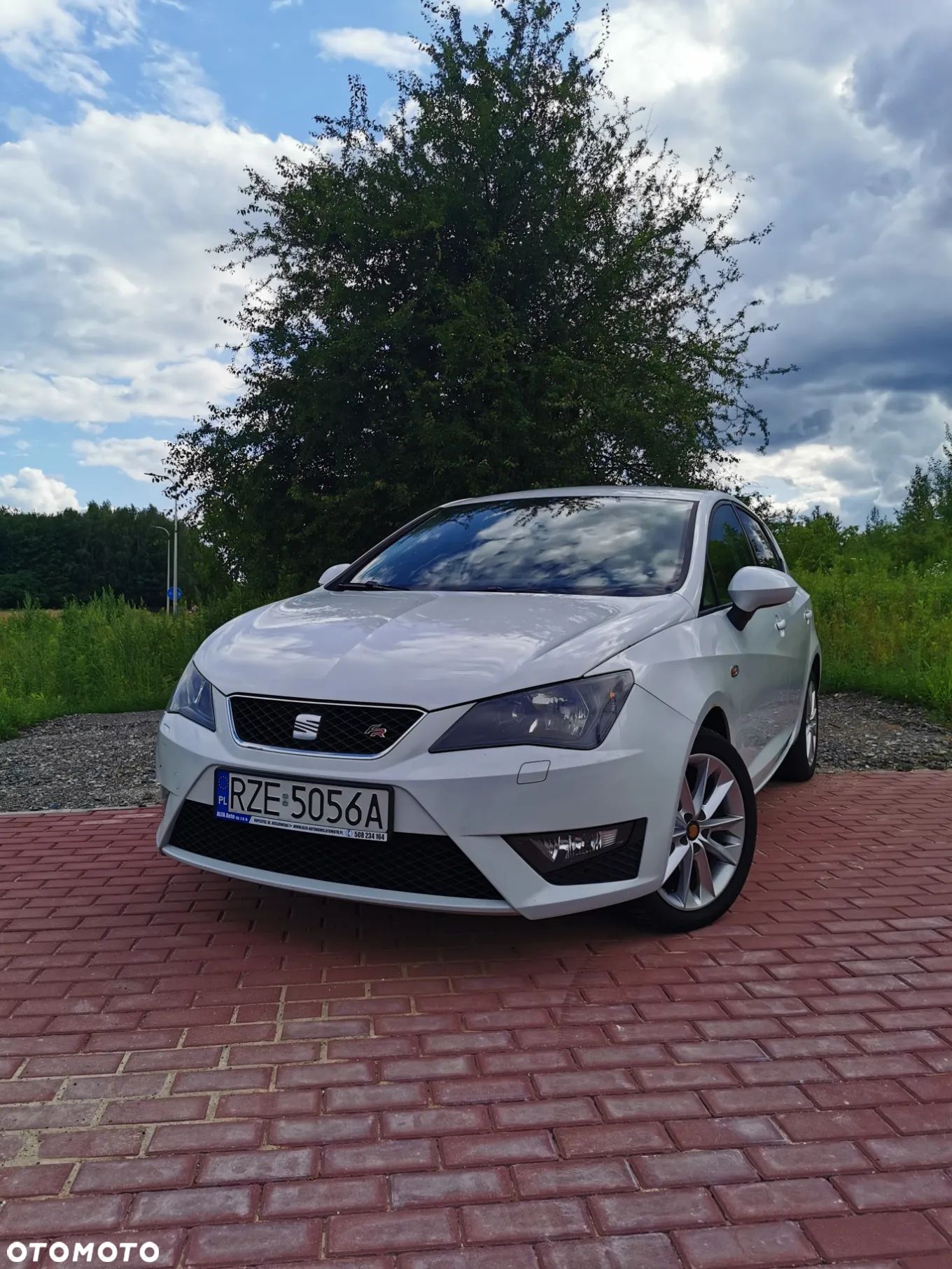 Seat Ibiza 1.2 TSI FR - 1