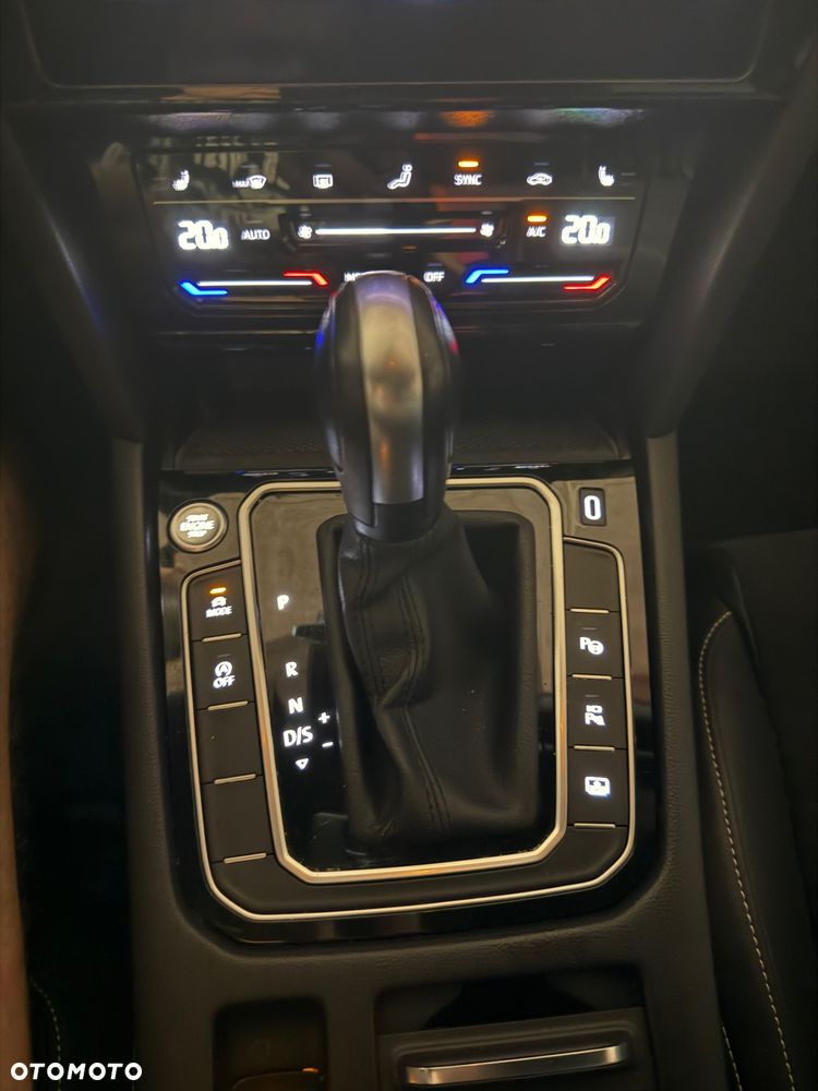 Volkswagen Passat 2.0 TSI Elegance DSG - 7