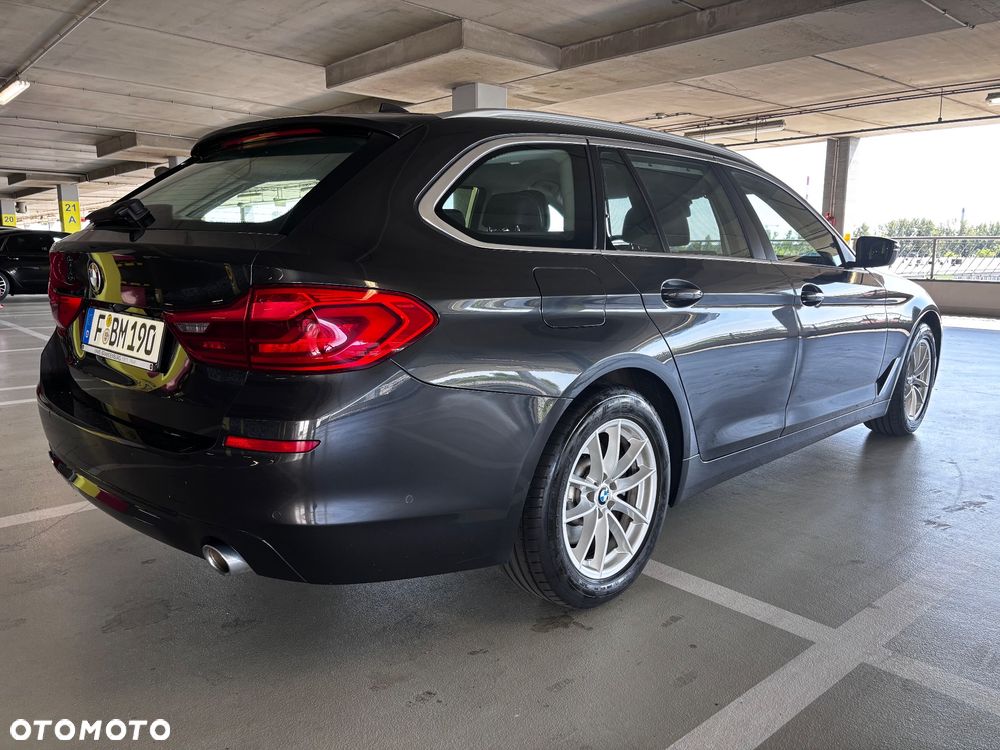 BMW Seria 5 520d Efficient Dynamics Edition - 9