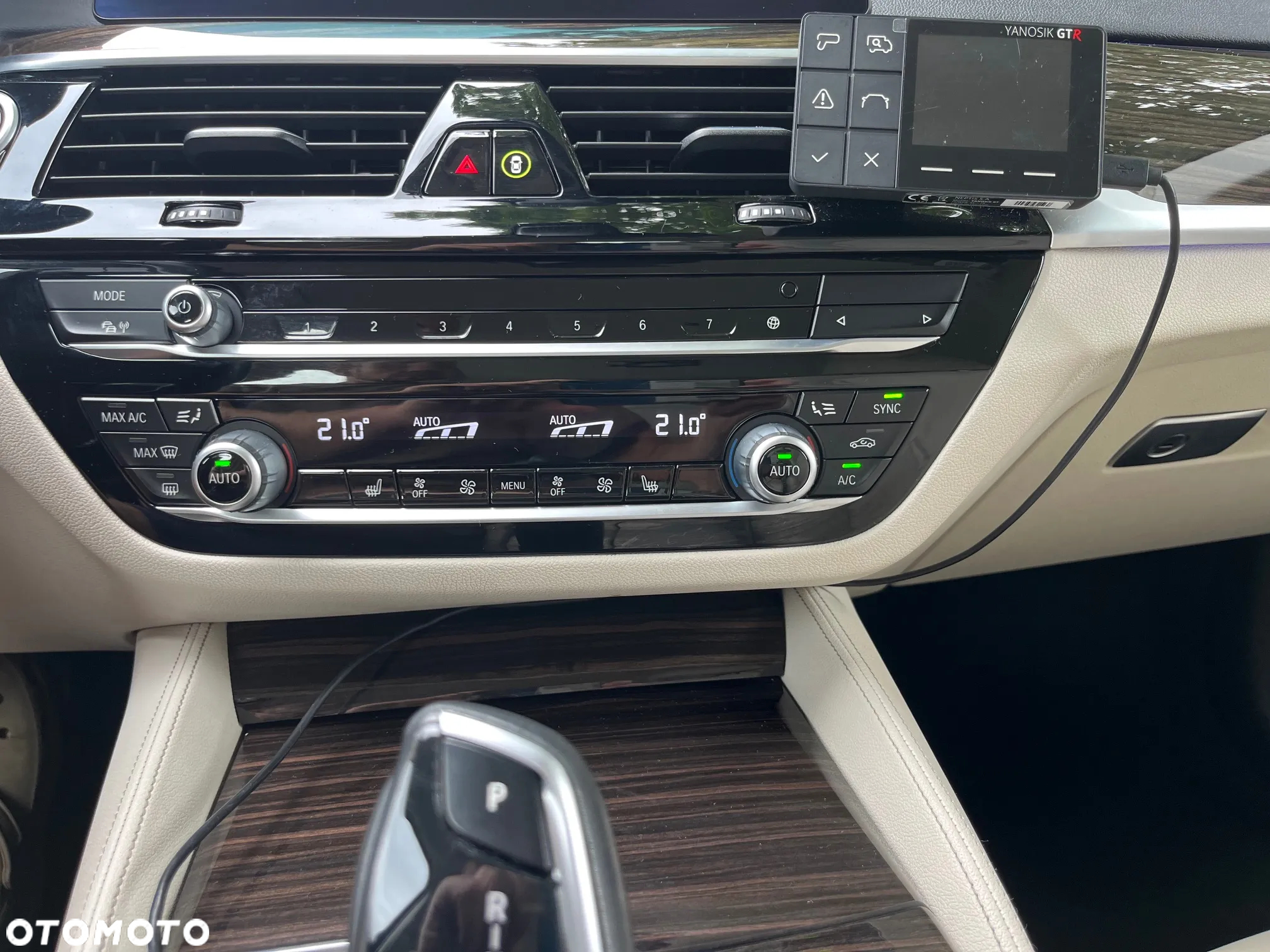 BMW Seria 5 520d xDrive Luxury Line - 16