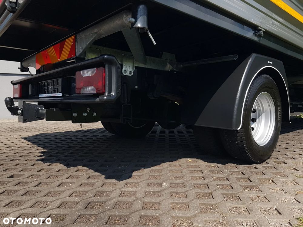 Iveco 70C18 WYWROTKA 3 STRONNA KIPER 4,0x2,2 BLIŹNIAKI 7 TON KLIMA HAK MANUAL 6-BIEGÓW - 24