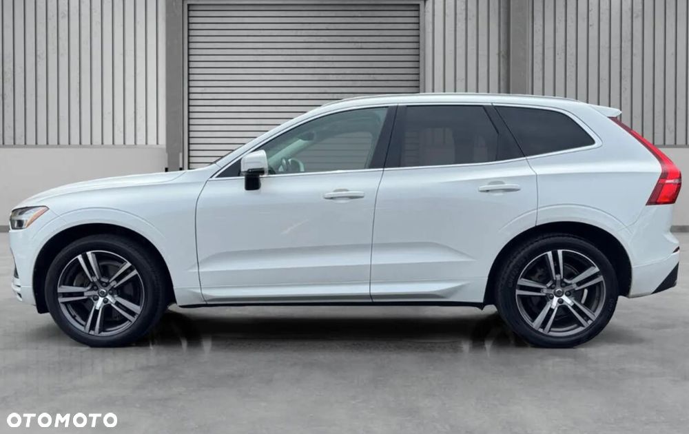 Volvo XC 60 T6 AWD Momentum - 9