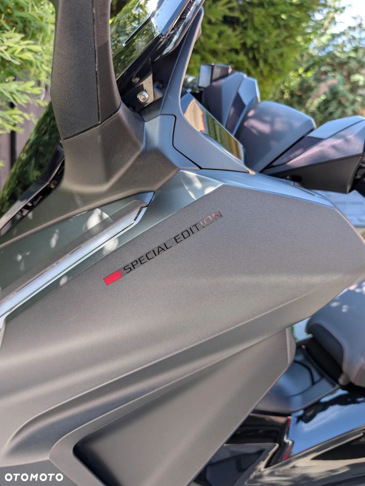 Honda NSS - 8