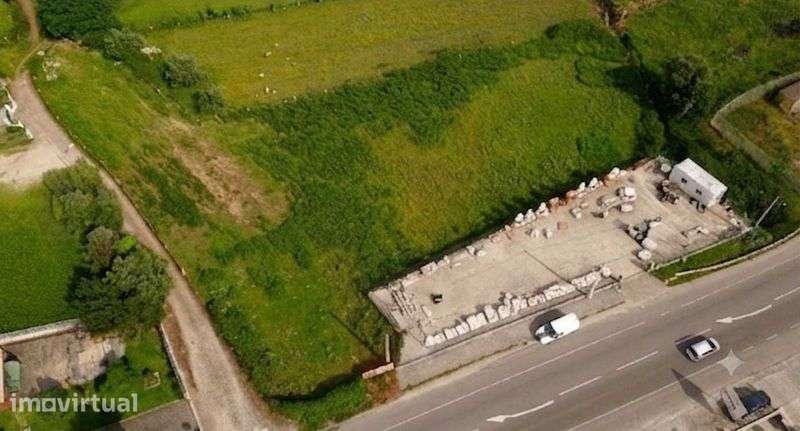 Vendo terreno com 2932m - Grande imagem: 2/2