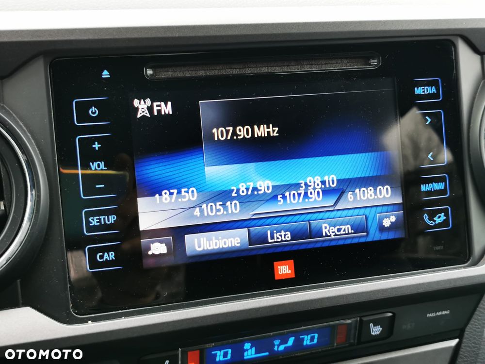 Toyota Tacoma - 28