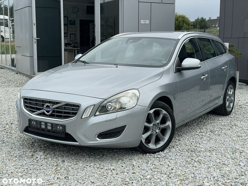 Volvo V60 D2 Ocean Race - 1