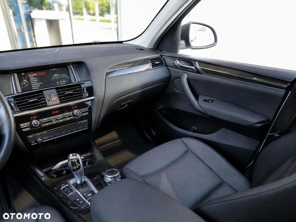 BMW X3 xDrive28i Sport-Aut Advantage - 12