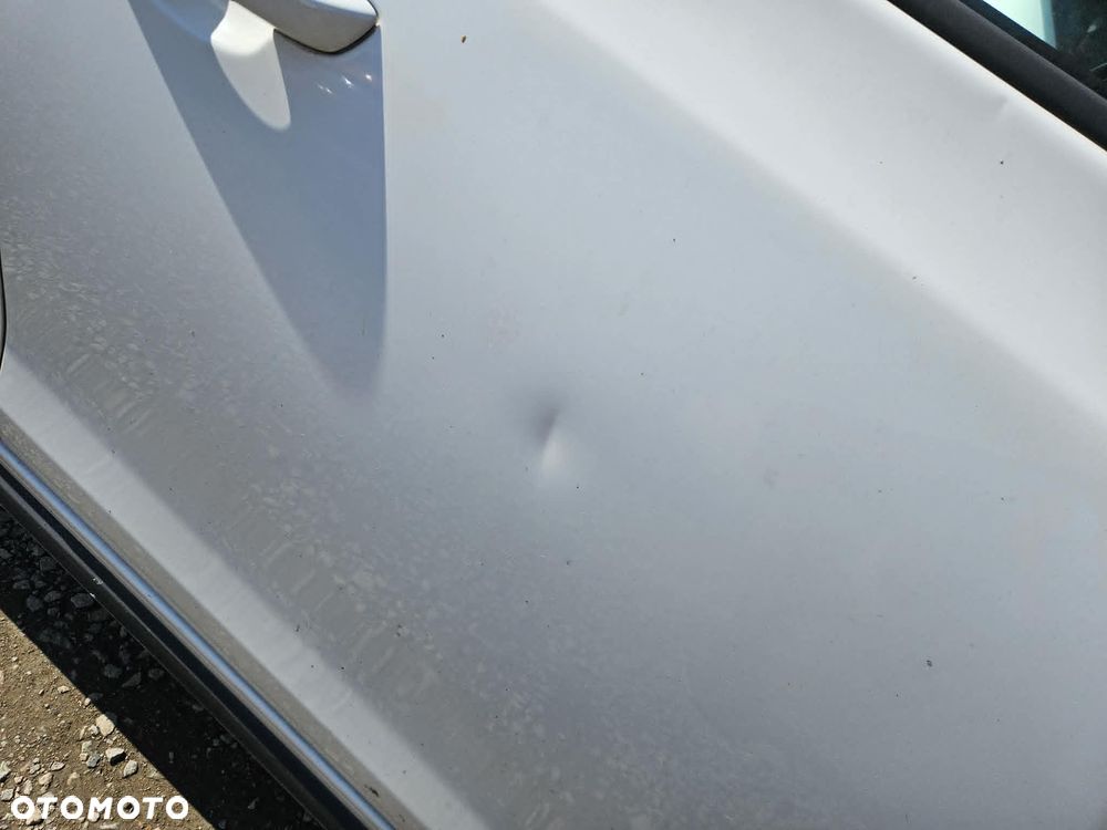 Volkswagen Golf 2.0 TDI DPF DSG GTD - 27