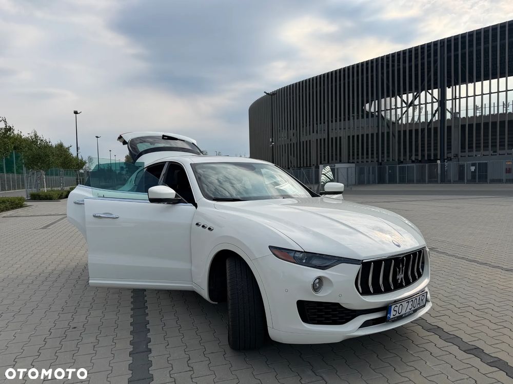 Maserati Levante Q4 - 3