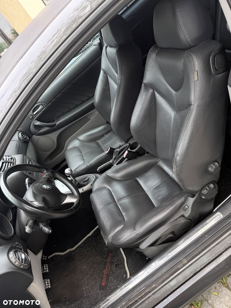 Alfa Romeo GT 1.8TS Impression - 10
