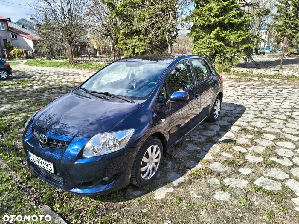 Toyota Auris - 1