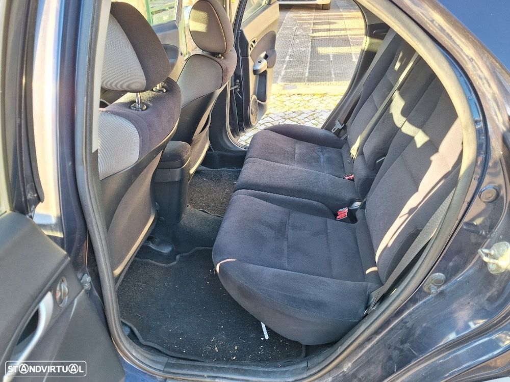 Honda Civic 2.2 i-CTDi Executive - 14